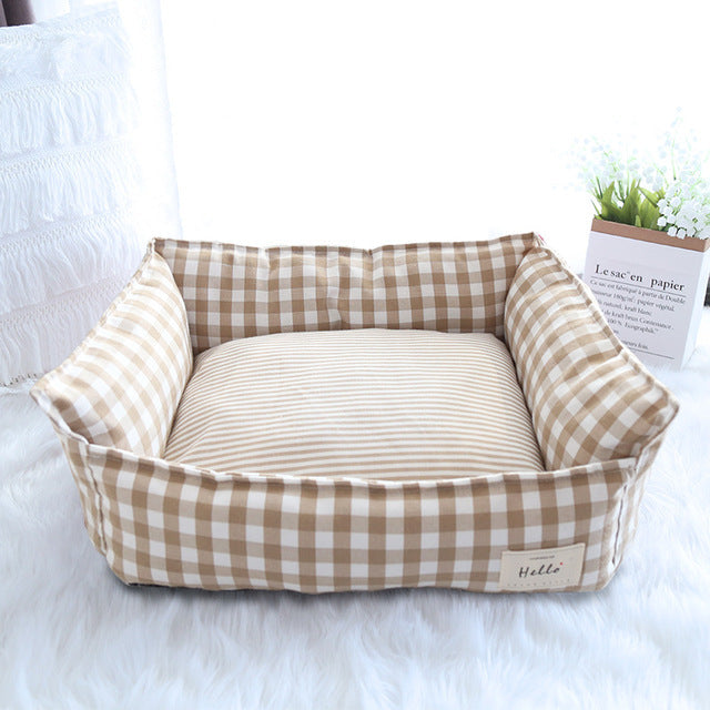 Checkered Pet Bed Sofa for Smaller Dogs & Cats