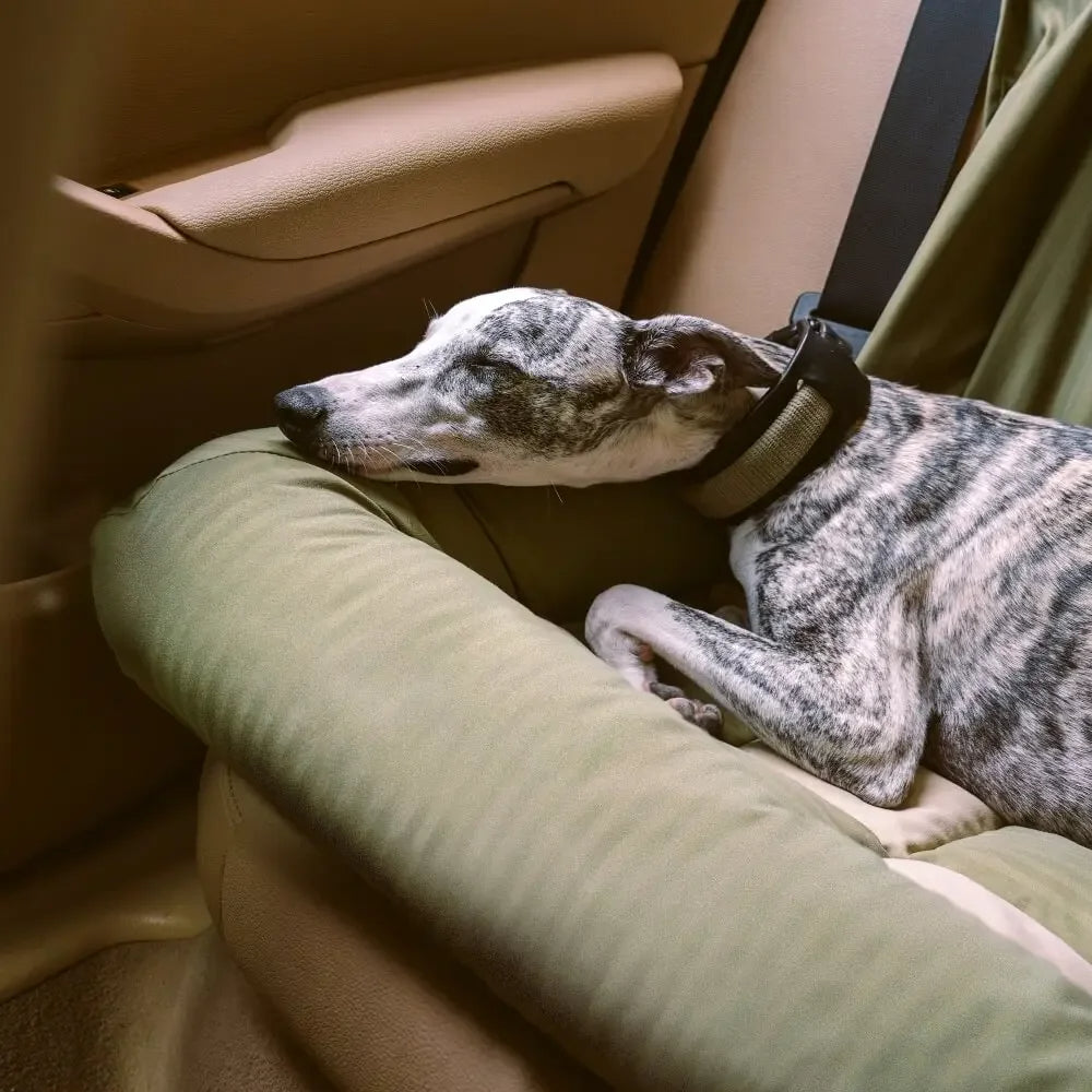 Chessboard-Pattern Comfy Car Seat Bed for Large Dogs