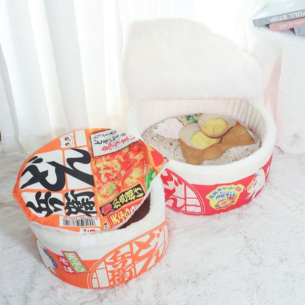Cute Instant Noodle-Shaped Cat Bed