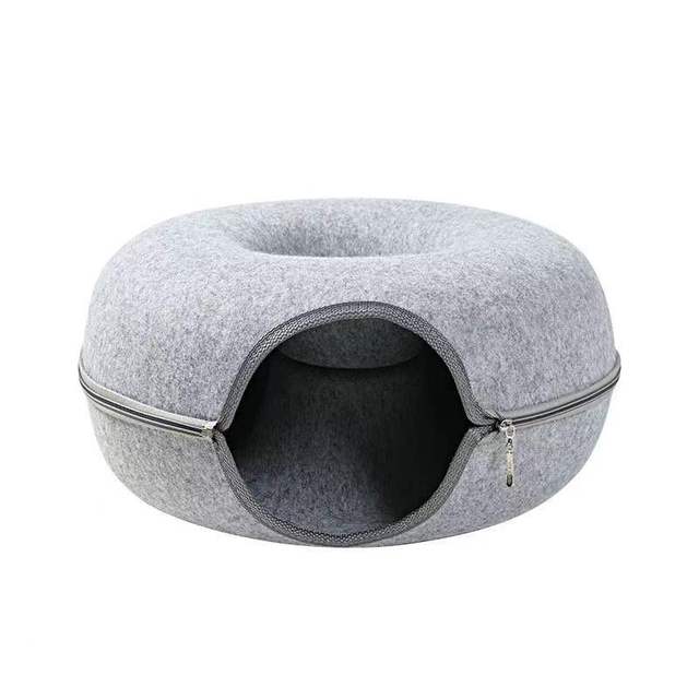 Donut-Shaped Interactive Cat Bed Tunnel
