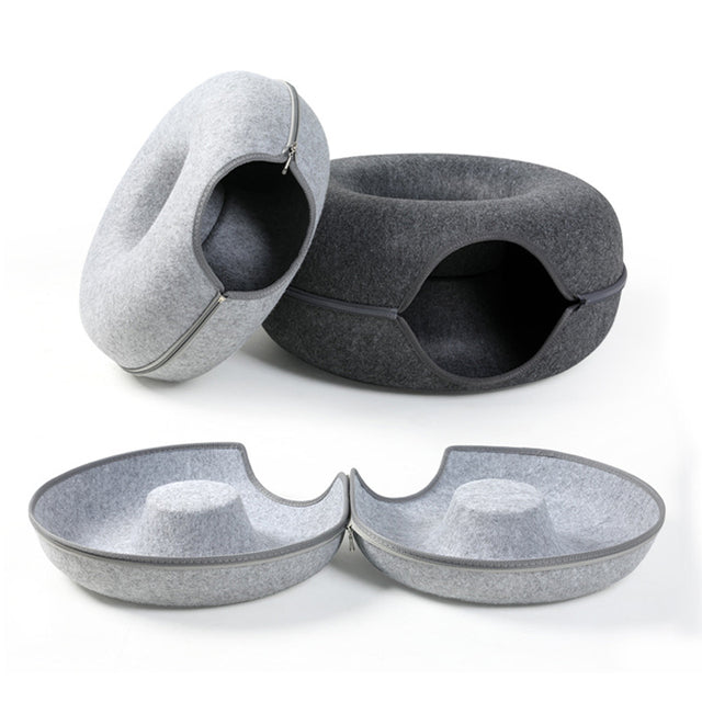 Donut-Shaped Interactive Cat Bed Tunnel