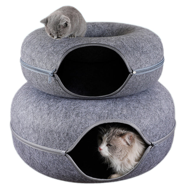 Donut-Shaped Interactive Cat Bed Tunnel