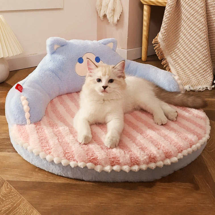 Beautiful Plush Cat Bed